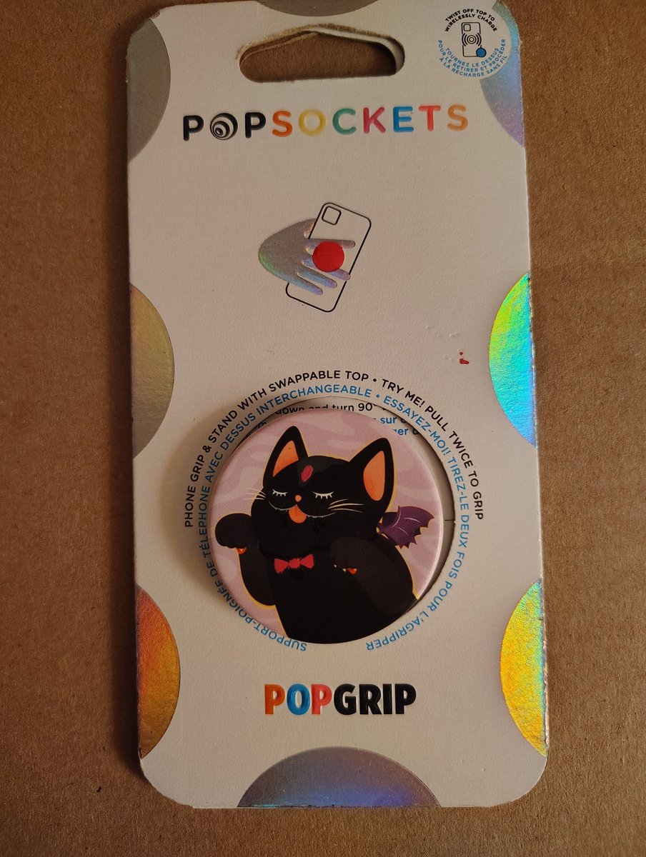 Elven_Chaos's tweet photo. Pop socket I purchased last year and also turned into batcat.  The acrylic paint pens were more difficult to use here, but I tried my best.  Happy 4th Anniversary, here's to many more!  #CoD4thAnniversary https://t.co/mnVYukWZ1b