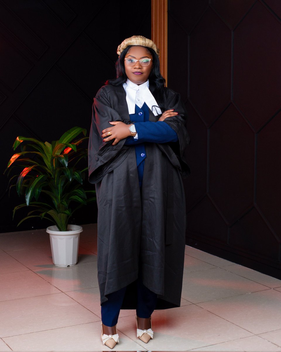 _iluvya_irl's tweet photo. Hella grateful 
#AdvocateoftheHighCourtofKenya 
#thebar #proudofme https://t.co/rjIeWsJjvg