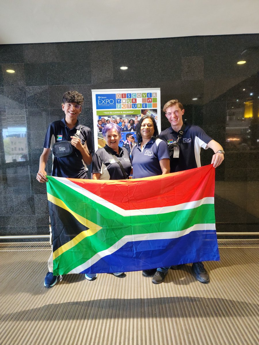 From South Africa to Türkiye! Aadil Dawood, a Grade 11 learner at Bishops Diocesan College in Cape Town and Thiedu Du Preez, a Grade 11 learner at Vredenburg High School on the West Coast are traveling to Türkiye to participate in the İzmir International Innovation Science Energy