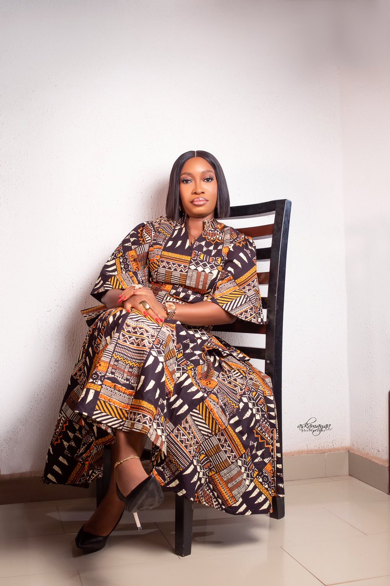PortableOge's tweet photo. Stepped into the 4th Floor/Chapter/Decade looking absolutely beautiful, stunning and gorgeous! Enveloped in the total warmth of God’s unconditional love!
Happy 40th birthday to me, myself and I!!!
🎁🎂🥂🥳🎈🎉🍾🎊😍🥰😘
#40fyne
#40fied
#God’sOnlyPortableDaughter
#Ogechukwukamma https://t.co/lBoVCsaoth