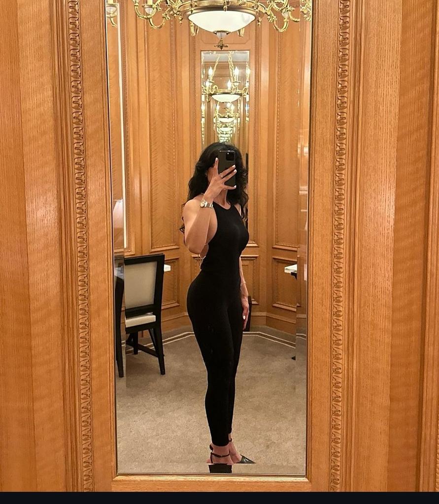 Sarah tweet media