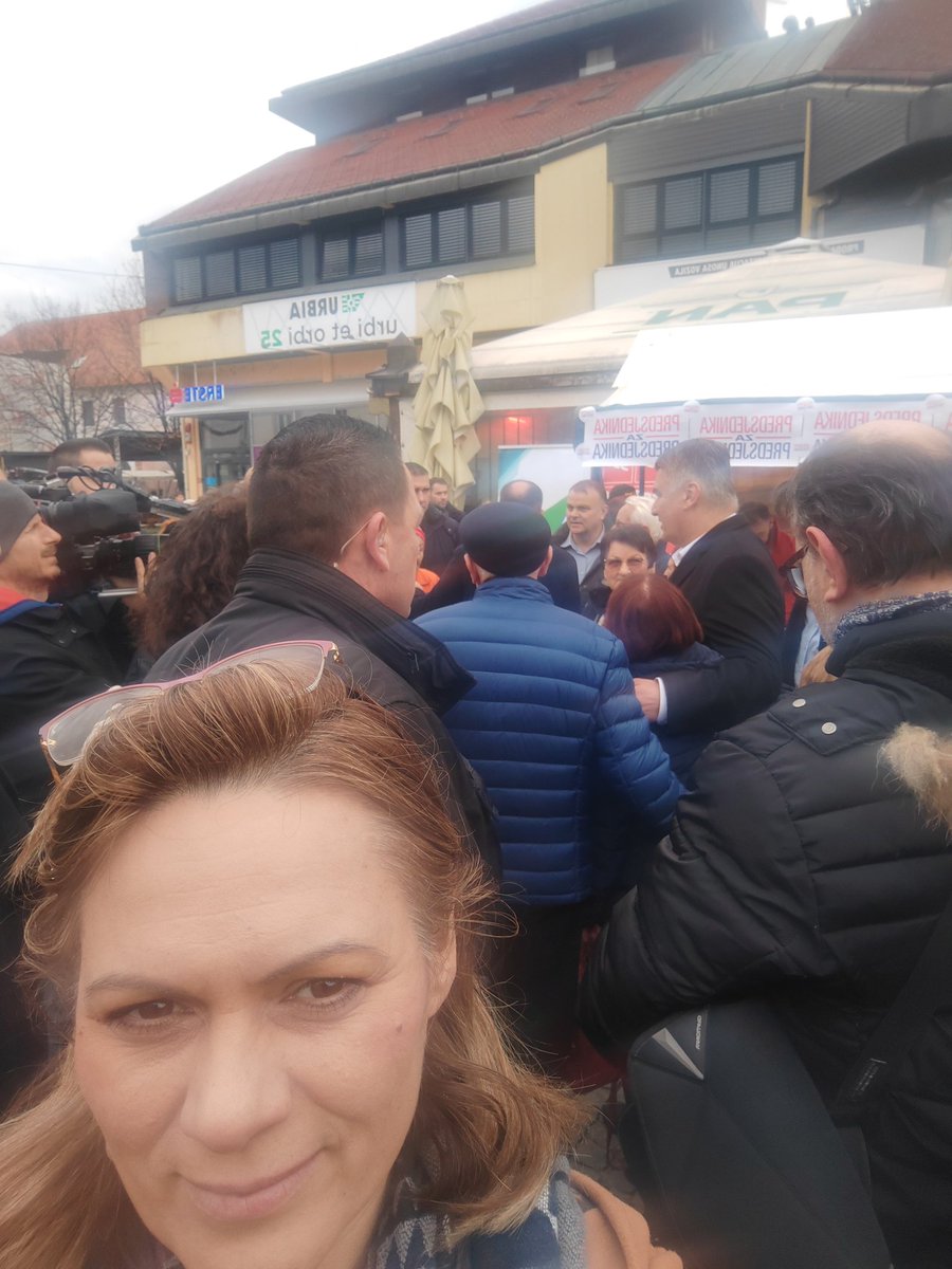 Natasa Bozic (@najtasa) on Twitter photo KLAP! I šesta predsjednička kampanja koju pratim počinje SAD!
#ReportersLife #PredsjedničkiIzbori2024
<a href="/N1Hrvatska/">N1 Hrvatska</a> KLAP! I šesta predsjednička kampanja koju pratim počinje SAD!
#ReportersLife #PredsjedničkiIzbori2024
<a href="/N1Hrvatska/">N1 Hrvatska</a>