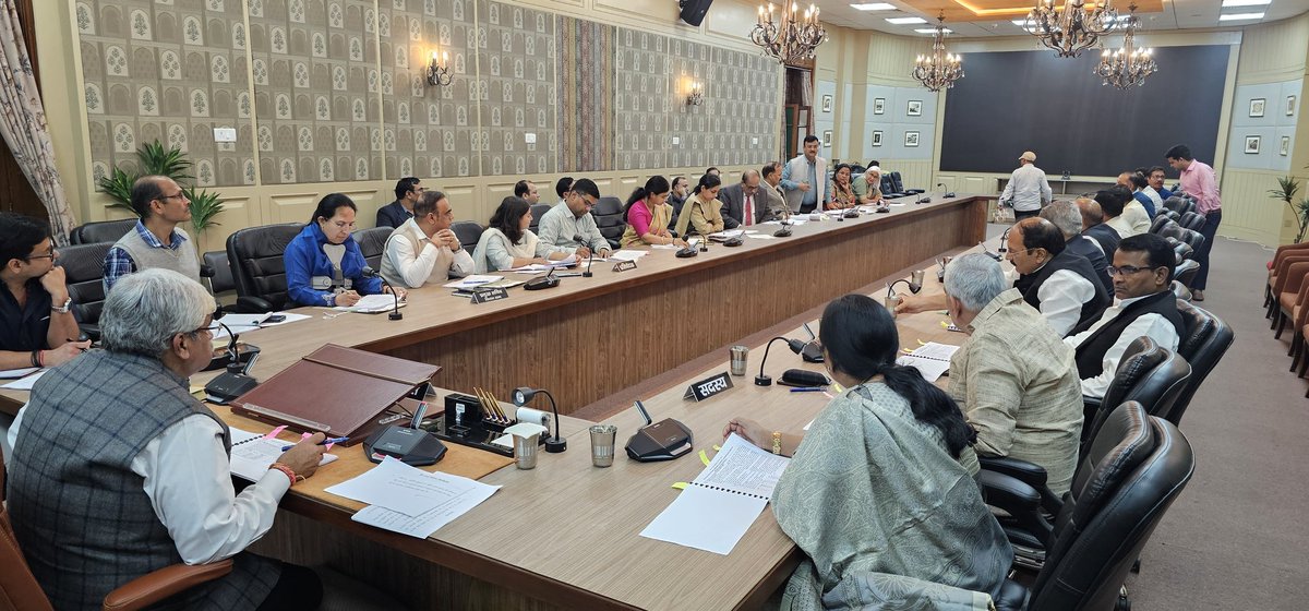 mlaetawah's tweet image. ‘‘प्रदेश के स्थानीय निकायों के लेखा-परीक्षा प्रतिवेदनों की जाँच सम्बन्धी समिति’’ ( 2024-25 ) चिकित्सा शिक्षा विभाग अंतर्गत किंग जॉर्ज चिकित्सा विश्वविद्यालय, लखनऊ एवं संजय गांधी स्नातकोत्तर आयुर्विज्ञान संस्थान, लखनऊ के साक्ष्यों की बैठक में सम्मिलित समीक्षा की