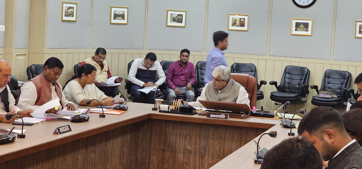 mlaetawah's tweet image. ‘‘प्रदेश के स्थानीय निकायों के लेखा-परीक्षा प्रतिवेदनों की जाँच सम्बन्धी समिति’’ ( 2024-25 ) चिकित्सा शिक्षा विभाग अंतर्गत किंग जॉर्ज चिकित्सा विश्वविद्यालय, लखनऊ एवं संजय गांधी स्नातकोत्तर आयुर्विज्ञान संस्थान, लखनऊ के साक्ष्यों की बैठक में सम्मिलित समीक्षा की