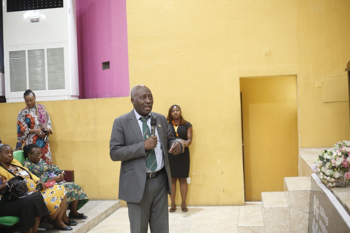 NIMR #ICHAIR2024
#Day2
 
Symposium on 'Mpox: Outbreaks and Management in Nigeria Landscape'

The symposium was chaired by Prof Akin Abayomi <a href="/ProfAkinAbayomi/">Prof. Akin Abayomi</a> the Honorable Commissioner for Health, Lagos State <a href="/LSMOH/">LSMOH</a> 

#medical #health #science #conference