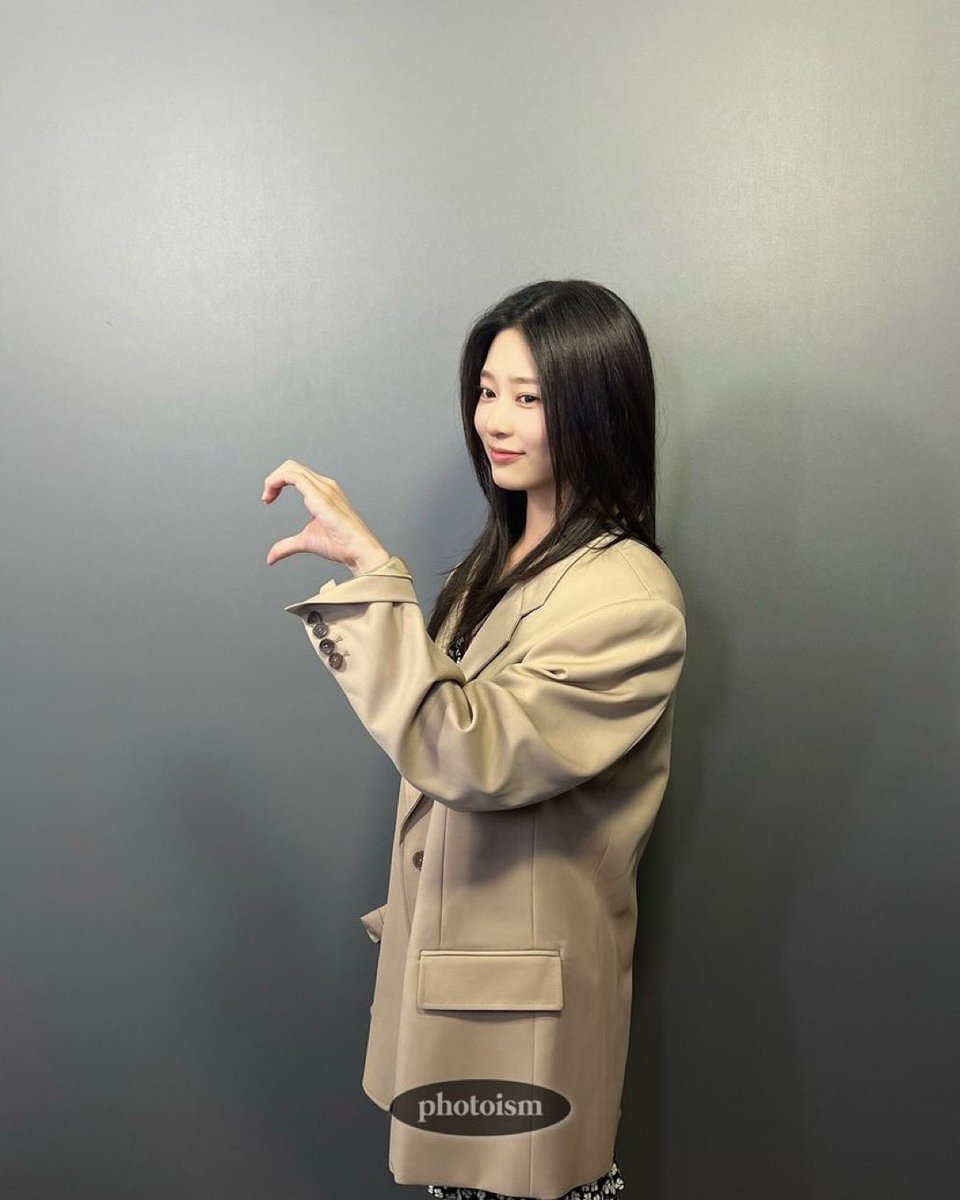 Kim Minju Updates tweet media