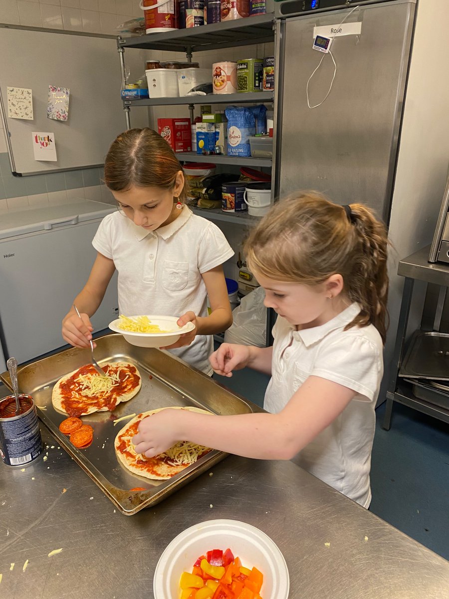 Laura Tannahill Centre tweet media