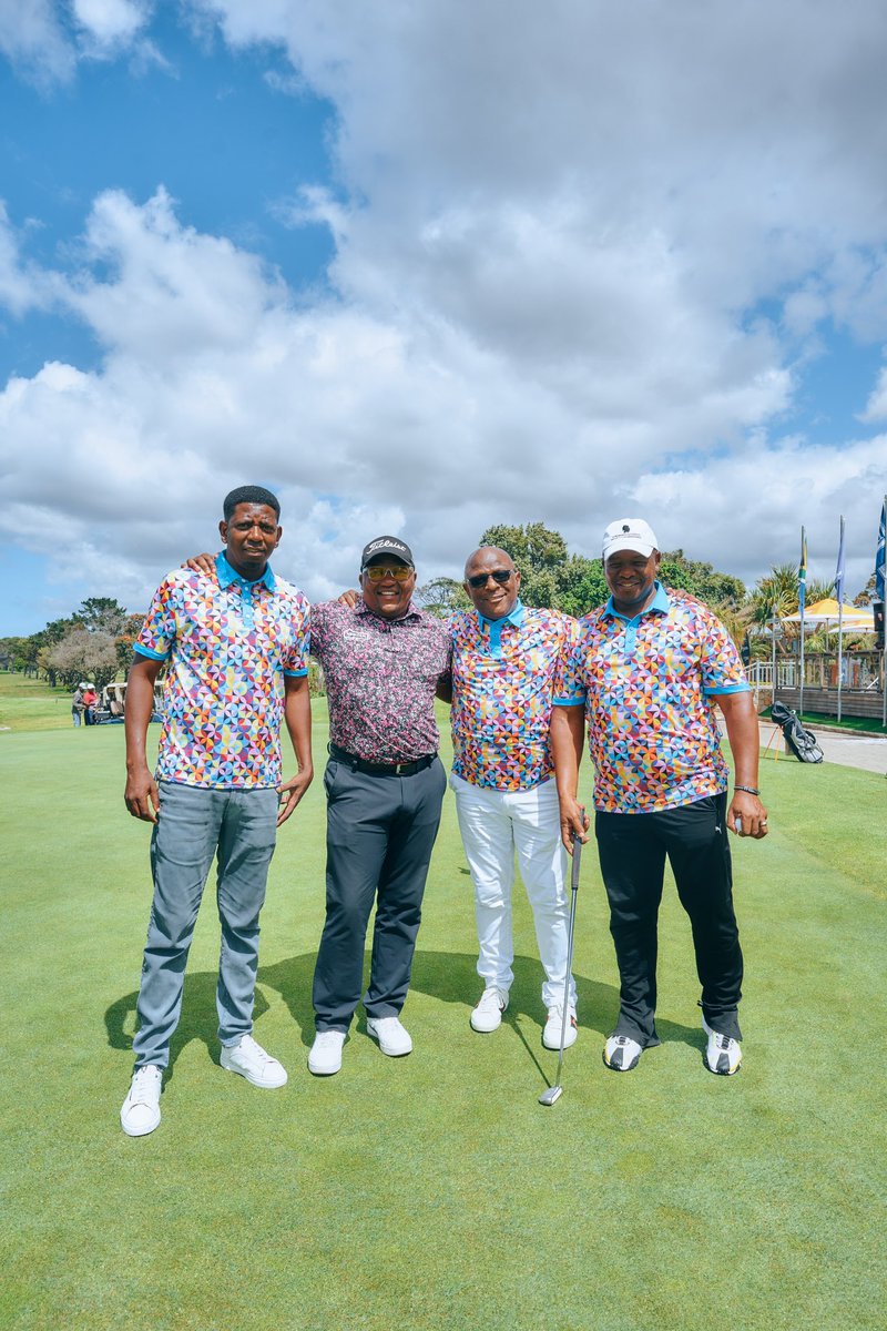 sabc_sales's tweet photo. Driving business connections to the next level! 🏌️♂️ Clients and partners are out on the greens, putting their best game forward and swinging for the ultimate prize. Here’s to partnerships that are always on par!
#SABCSales #NetworkingOnTheGreens #TeeingUpSuccess https://t.co/vxYxPxZpLV