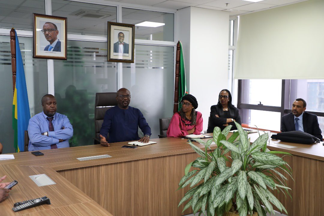 AissaToureSarr1's tweet photo. Yesterday CORW team had an insightful discussion with Foster Nicholas Ofosu, President of @AfDB_Group Staff Council (SCO). https://t.co/HLn9GiUxJu