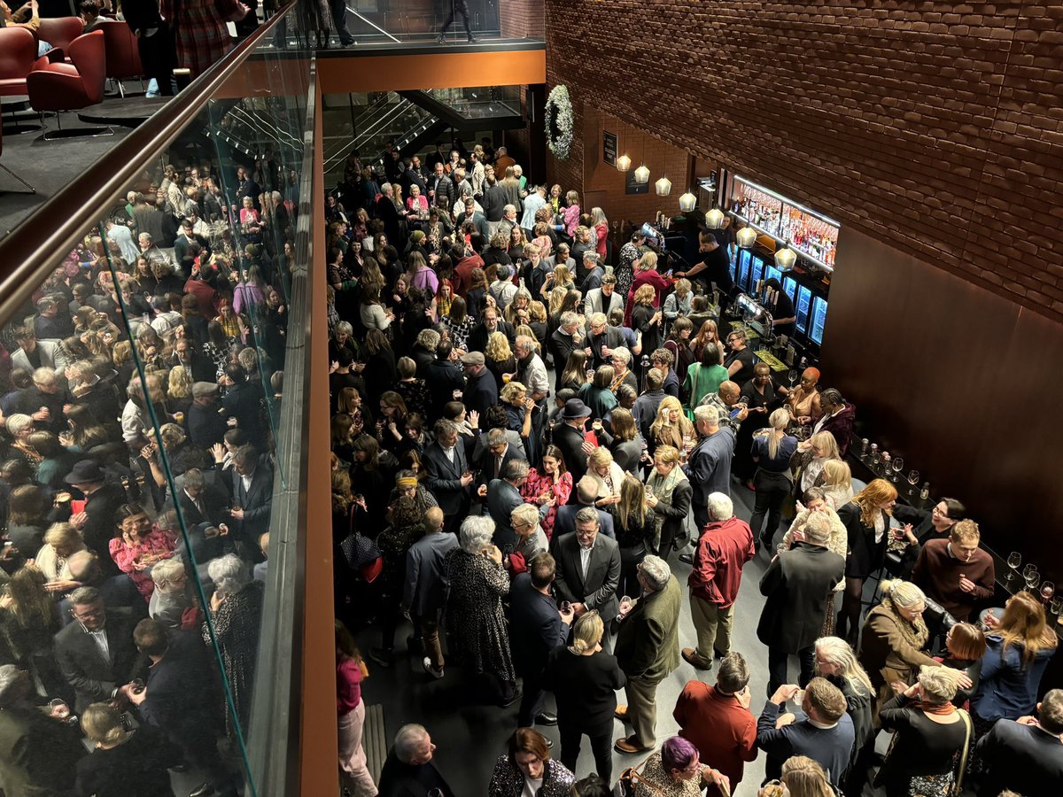 HENLEYDARREN's tweet image. A brilliant evening in Sunderland with @ace_thenorth at @FireStationSun celebrating the North East’s best artists and cultural organisations at the #NECultureAwards. Congratulations to all the winners and nominees. Thank you to partners @SunderlandUK &amp;amp; @sunderlanduni #LetsCreate