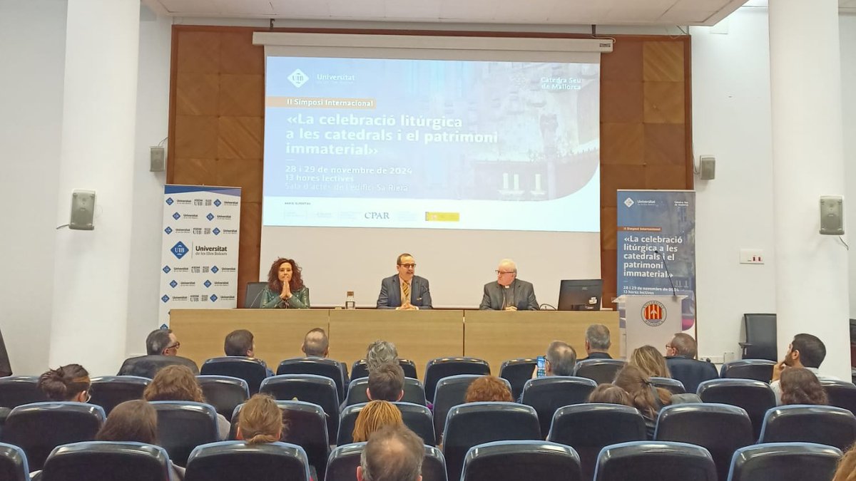 Universitat de les Illes Balears - UIB (@uibuniversitat) on Twitter photo 🔸 La Càtedra Seu de Mallorca reuneix a la #UIB un grup d'experts i acadèmics per explorar les tradicions i ritus litúrgics ens les catedrals, considerats patrimoni immaterial.
<a href="/catedralmca/">Catedral de Mallorca</a> <a href="/UIBCongres/">UIBCongrés</a> <a href="/culturagob/">Ministerio de Cultura</a> <a href="/FUEIB/">FUEIB</a>
🔗Llegeix la notícia! diari.uib.cat/Hemeroteca/Sim… 🔸 La Càtedra Seu de Mallorca reuneix a la #UIB un grup d'experts i acadèmics per explorar les tradicions i ritus litúrgics ens les catedrals, considerats patrimoni immaterial.
<a href="/catedralmca/">Catedral de Mallorca</a> <a href="/UIBCongres/">UIBCongrés</a> <a href="/culturagob/">Ministerio de Cultura</a> <a href="/FUEIB/">FUEIB</a>
🔗Llegeix la notícia! diari.uib.cat/Hemeroteca/Sim…