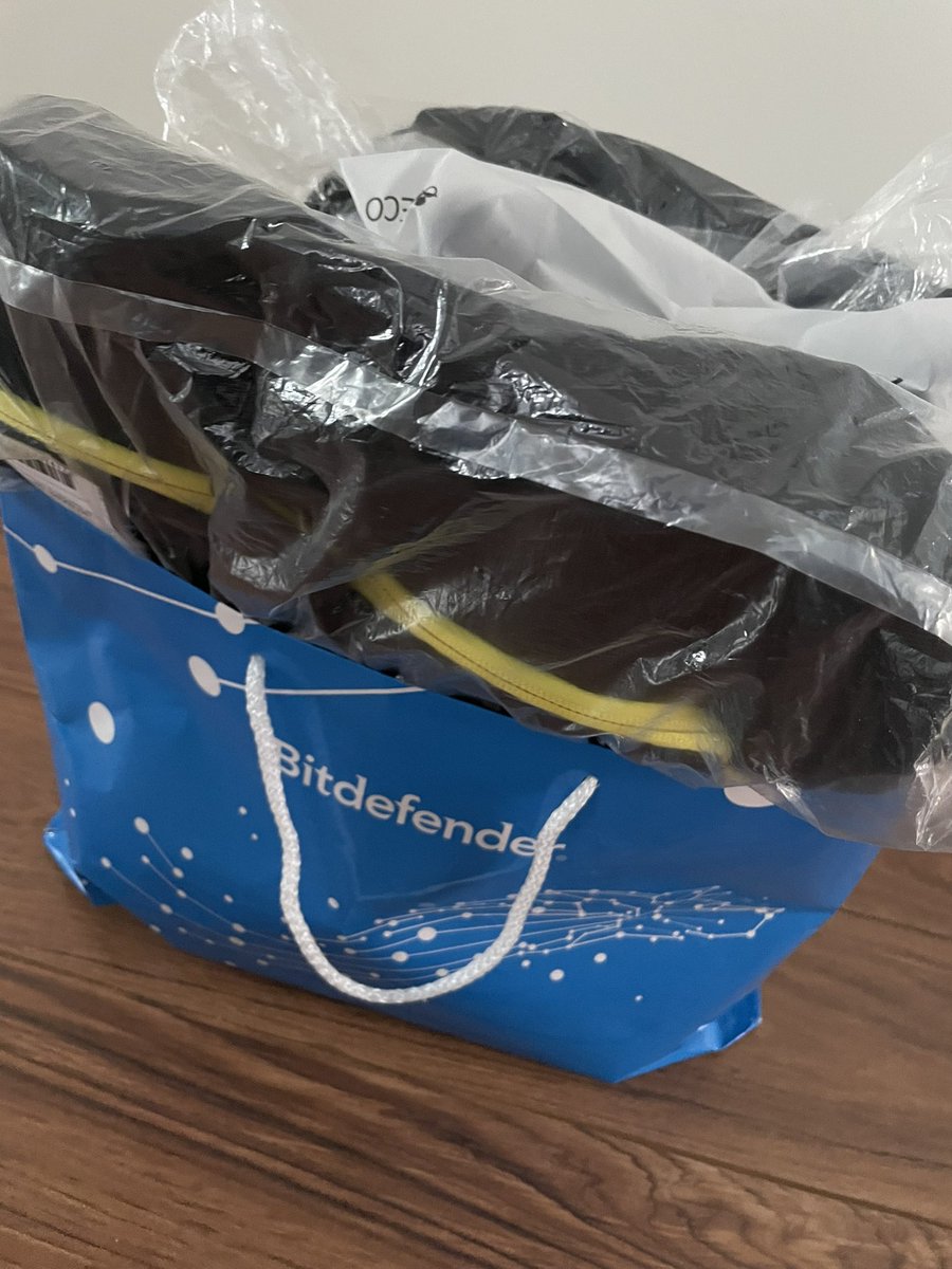 amitpanchal76's tweet image. Massive shoutout and thanks to @KascadeUK for my early Christmas present. One that I will truly cherish for years to come. 

#ScuderiaFerrari #bitdefender