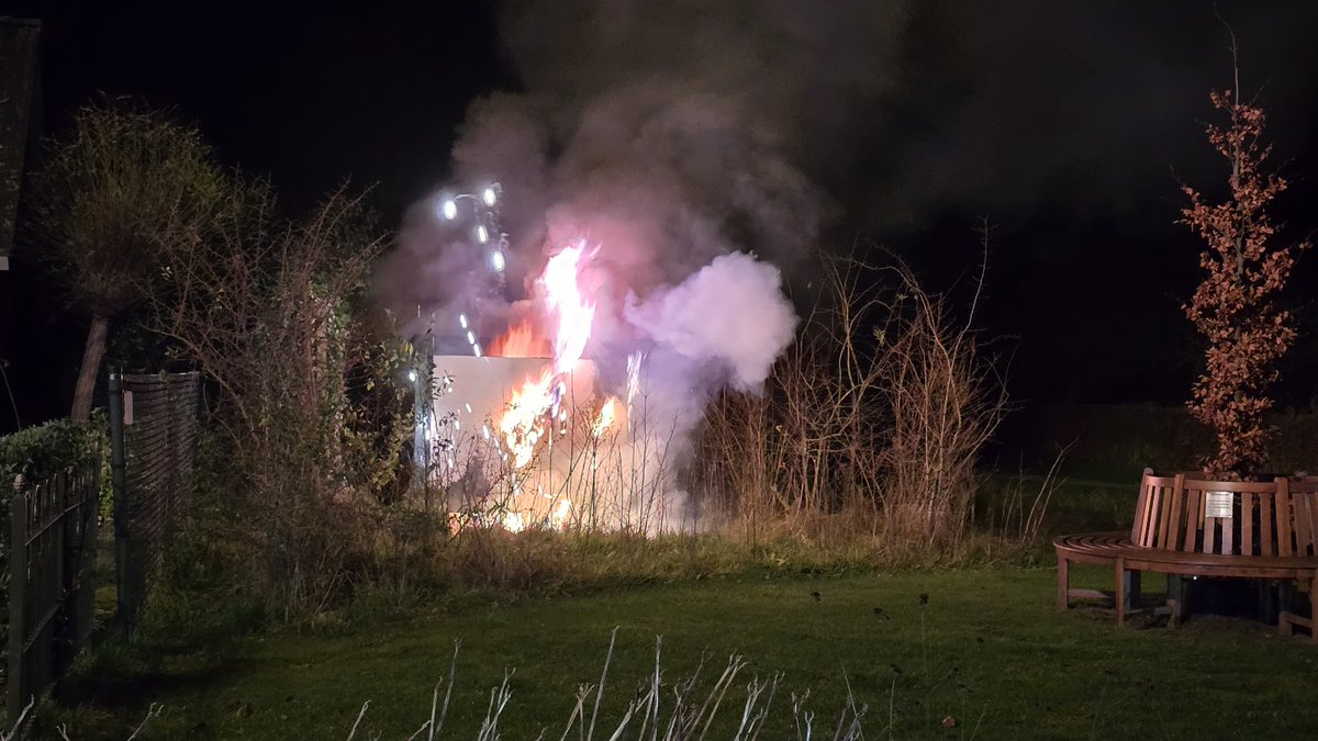 Brand in transformatorhuisje in Sinderen