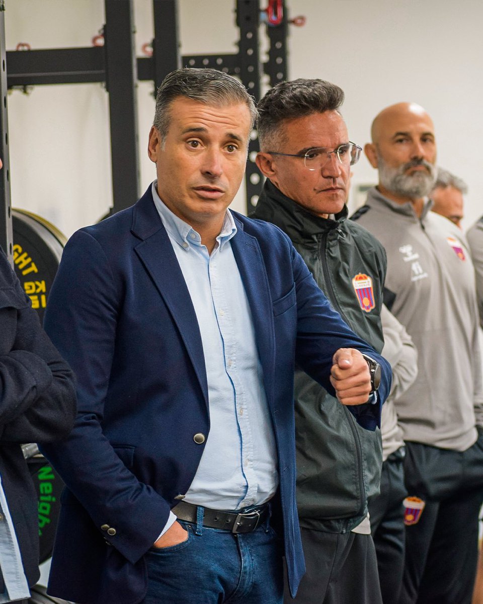 CD Eldense tweet media