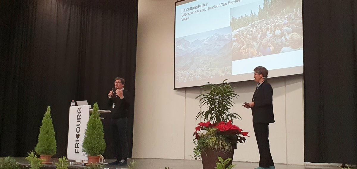 🎶🧀Klänge treffen auf Kulinarik: Das <a href="/PALPfestival/">PALP_festival</a> im <a href="/kantonwallis1/">Staatskanzlei - IVS</a>, präsentiert von Sébastien Olesen am #ForumHRS der <a href="/Hauptstadt_CH/">Hauptstadtregion</a> , beweist, wie Kultur und regionale Ernährung eine kreative Verbindung eingehen.
👉palpfestival.ch/de/event-kalen…