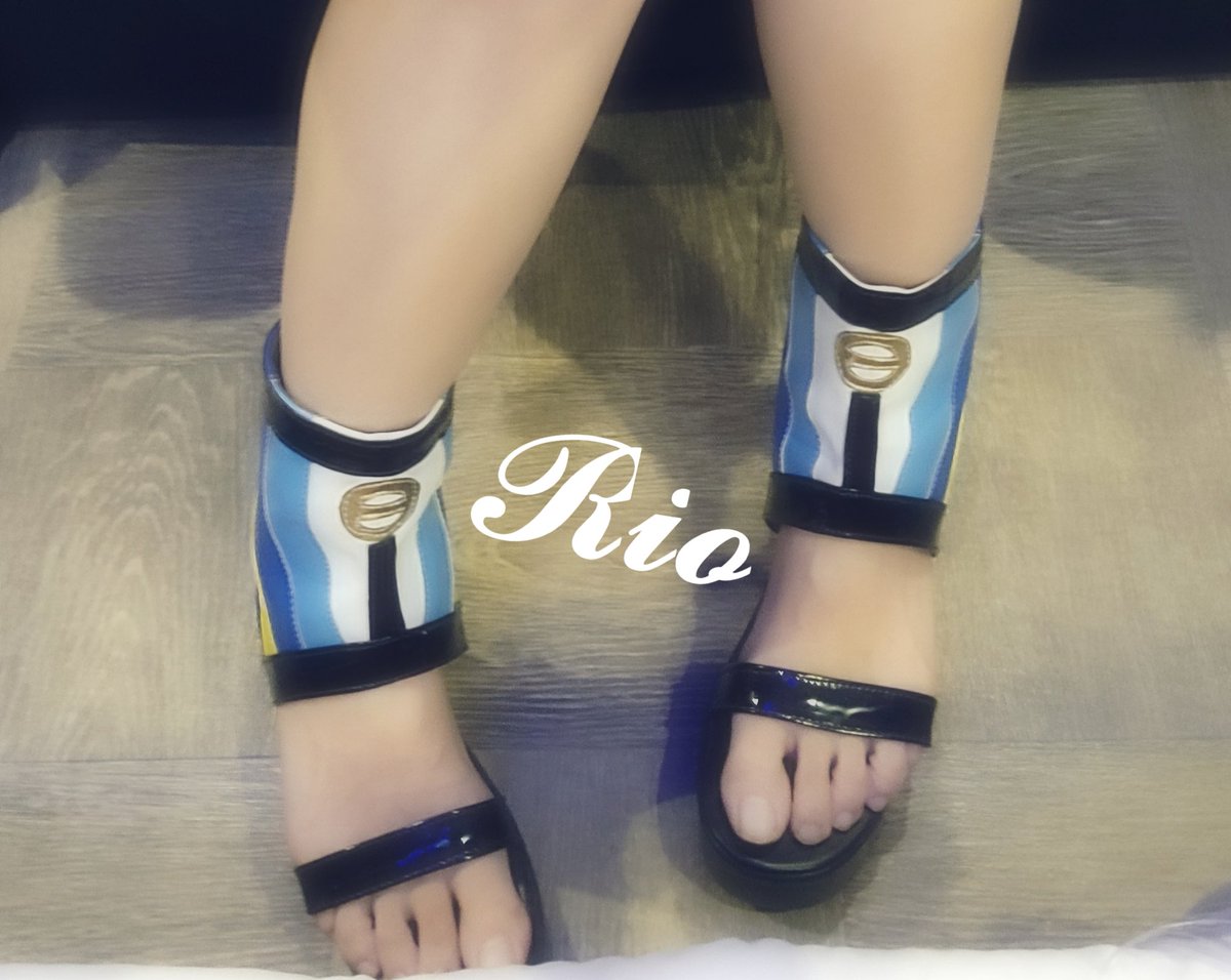 サンダルも𝓜𝓨サイズでありがとう🥹🙏🏻💖

巴御前水着🩱足元まで揃ったぜ✌️

今日も文明の利器ハイテクえろ道具いっぱい駆使してくれて動画でAVみたいに撮ってもらえて興奮度MAXでしたぞ(乂'ω')✨
音のなるライトセイバーまで振り回したしね🤣
新しく貰ったウイッグ頑張ってセットしてみるね💪✨
