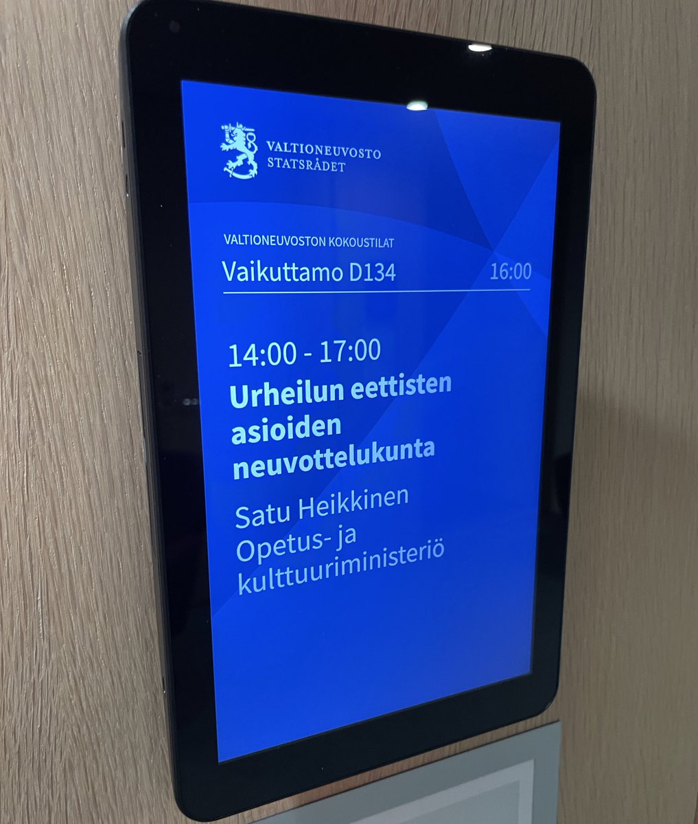 Osallistuin eilen vuoden viimeiseen urheilun eettisten asioiden neuvottelukunnan kokoukseen. Asiaa mm. lasten urheilusta, turvallisesta toimintaympäristöstä sekä urheiluyhteisön vastuullisuusohjelmasta.

Ihmisoikeusliitto on neuvottelukunnan jäsen. <a href="/ihmisoikeus/">Ihmisoikeusliitto</a>

#ÄläRikoUrheilua