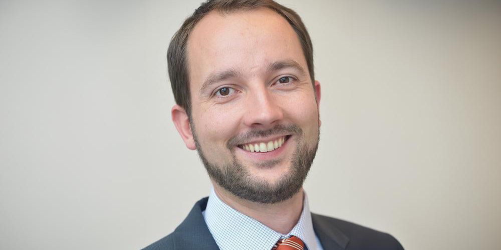 🔐Morgen ist Tag der #Computersicherheit #ComputerSecurityDay. Chr. Reuter, Direktoriumsmitglied in #emergenCITY und Prof. f. Informatik <a href="/PEASECde/">PEASEC</a> <a href="/TUDarmstadt/">TU Darmstadt</a> sagt, die Gefahr von Informations- und Cyberkriegen steigt. 
📷 1. Adobe Stock, 2. PEASEC
👉 buff.ly/49c9Ers