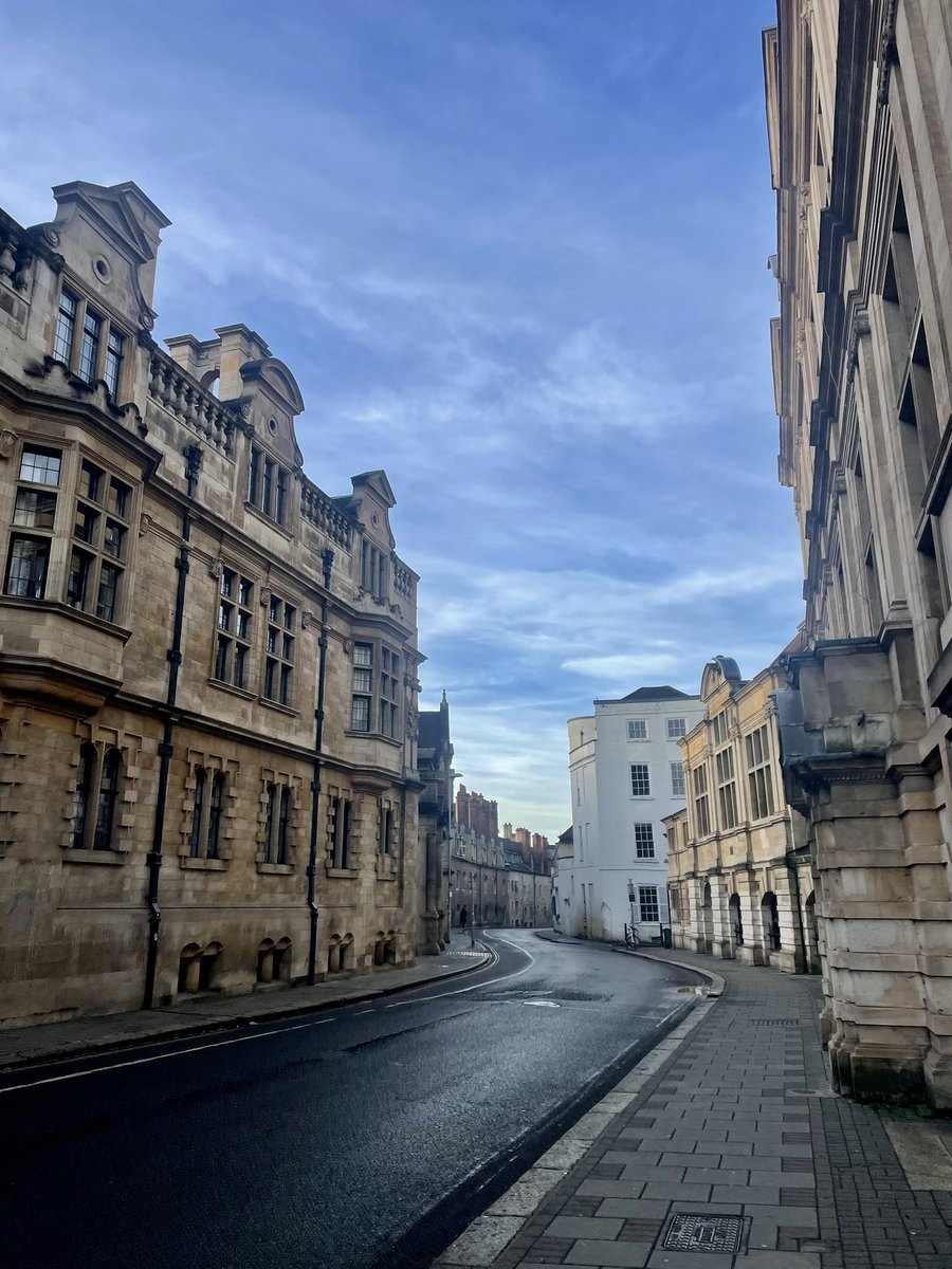 An unusually quiet Pembroke Street.
