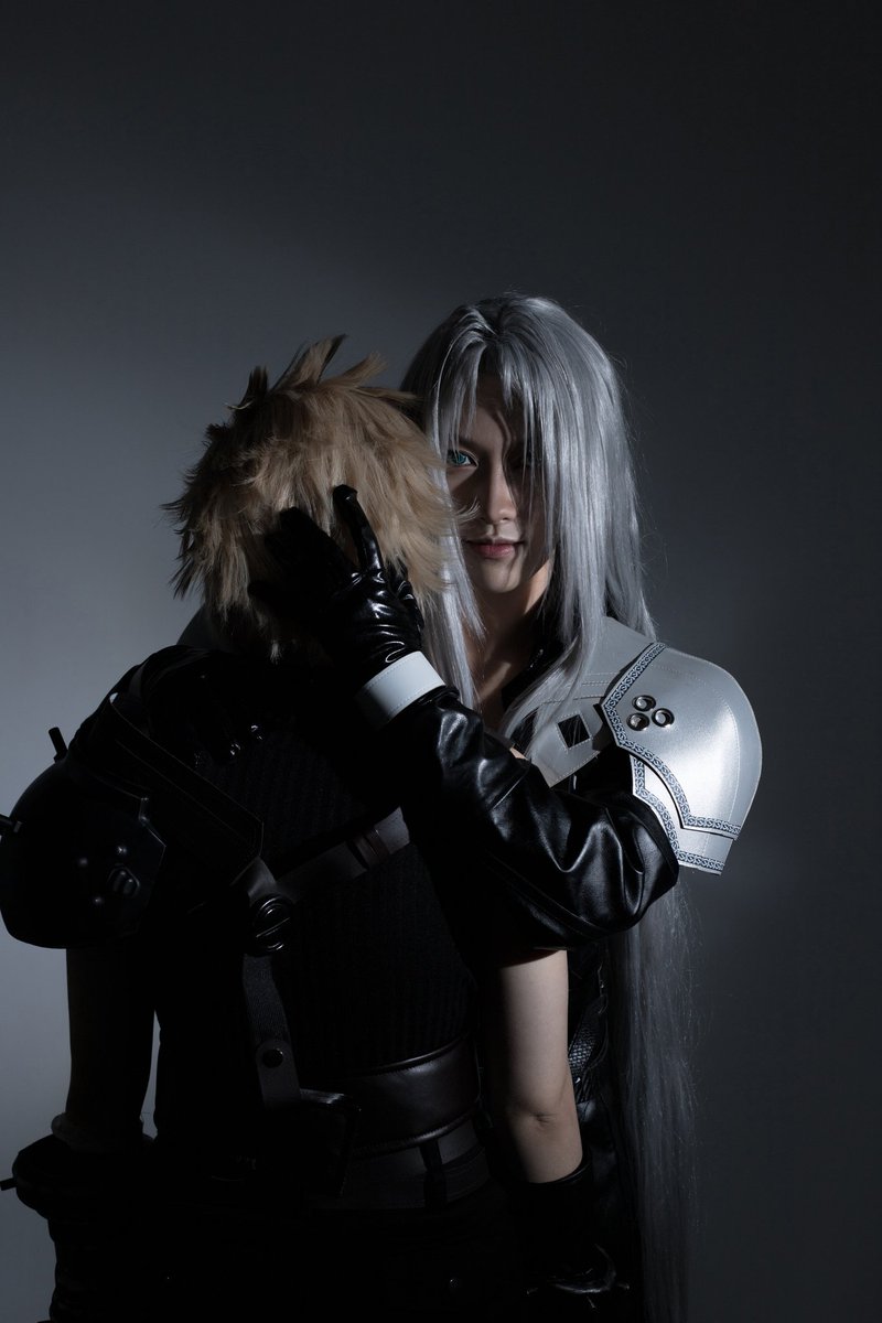 solxor's tweet photo. "You are just a puppet..."

#FF7 #FF7cosplay  #sefikura #セフィクラ https://t.co/WCxCzIY1bz