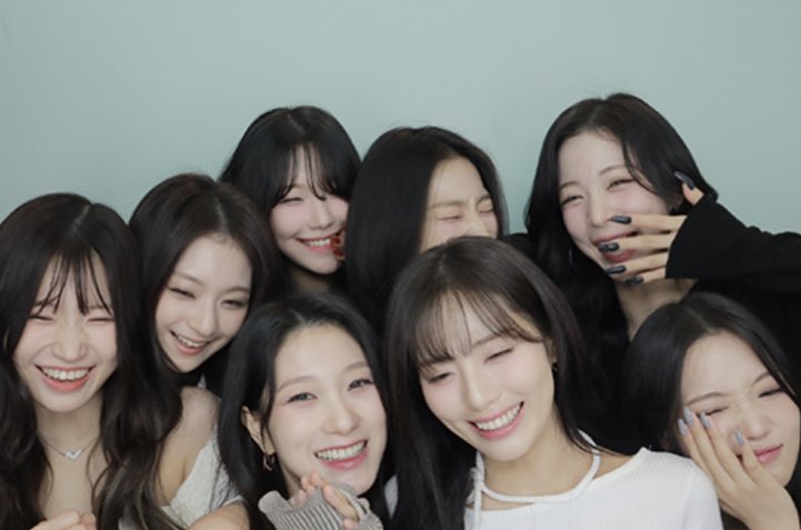 iamsogyurious's tweet photo. may the universe be kind to you this time. always with you, @realfromis_9, forever <3 https://t.co/Yu3KgFe4cF