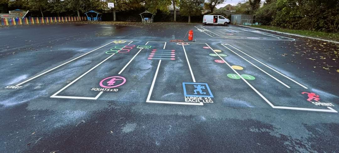 fullerandthomas's tweet photo. What a great Friday flashback, the final finish to our Broadstairs project a few years ago! #fullerandthomas #loveconstruction #groundworks #landscaping #linemarking #playgroundsurfacing #playgrounds #paving #kerbing #schools https://t.co/R8eJJe5Xr1