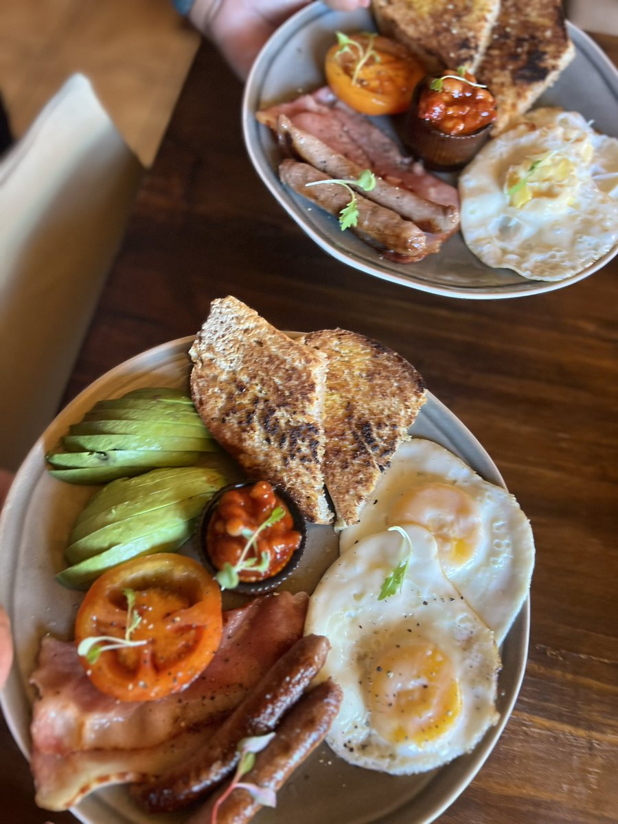 The customer’s favorite {iiNdulge Breakfast} 🍳