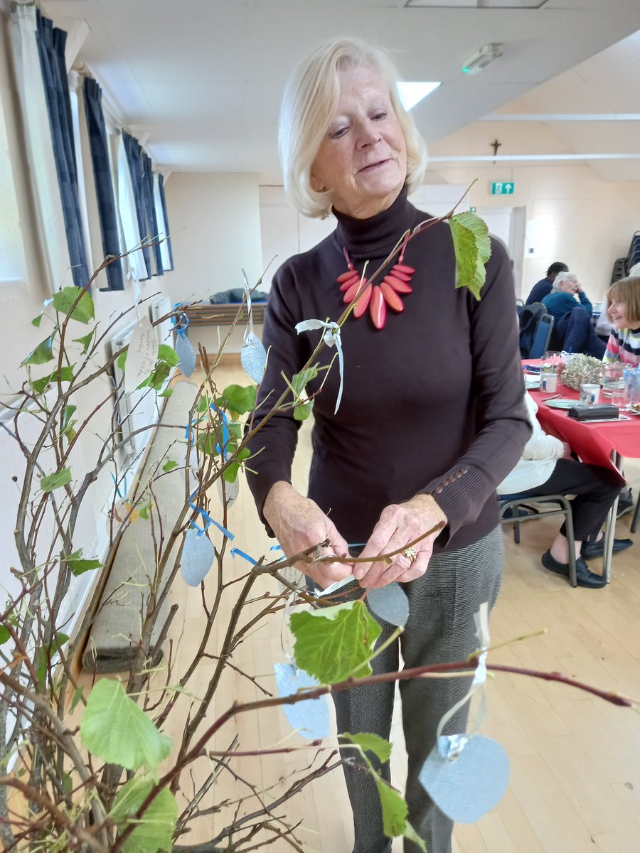 🗓On 11th October the wardens held a very successful Silver Sunday at Sawston Community Hall.

There was lots to see and do including a raffle, gratuitous tree and of course food!

👏 A big thank you to everyone who helped make the event a success!

#CommunityEngagement