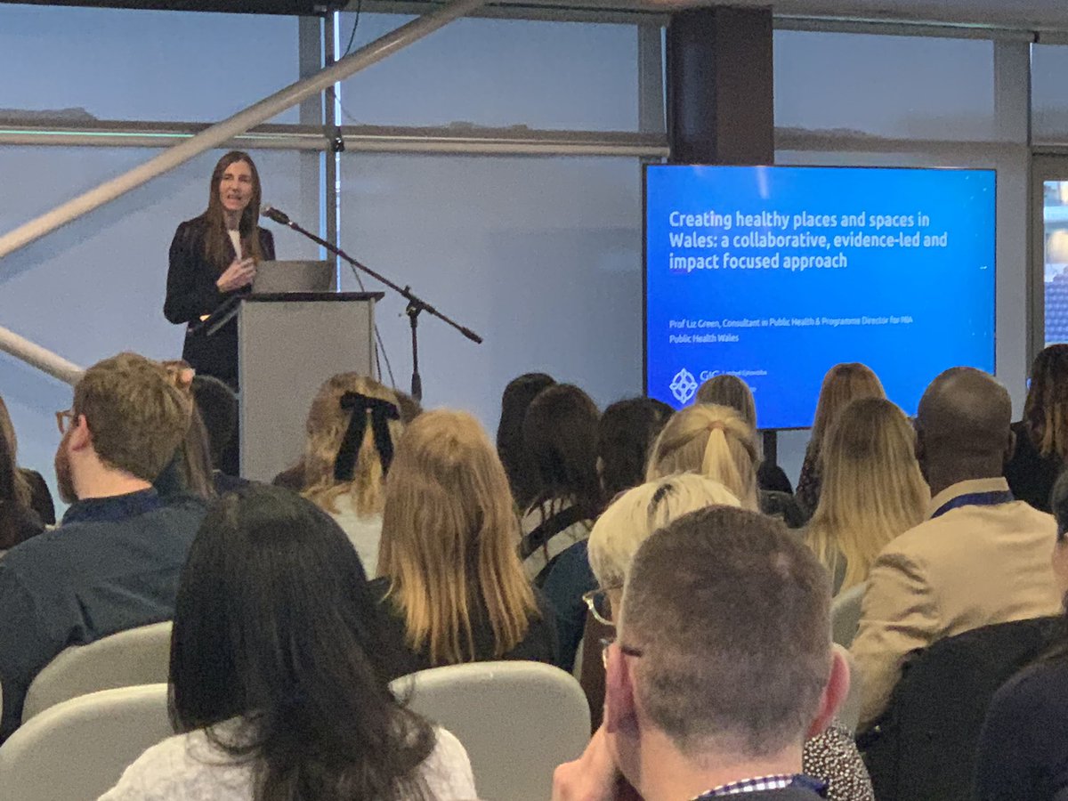 Kicking off this year’s ukpublichealthscience.org conference with another line up up fantastic keynotes, oral presentations and poster presentations! First up, Prof Liz Green talking about creating healthy places and spaces in Wales #PHSci