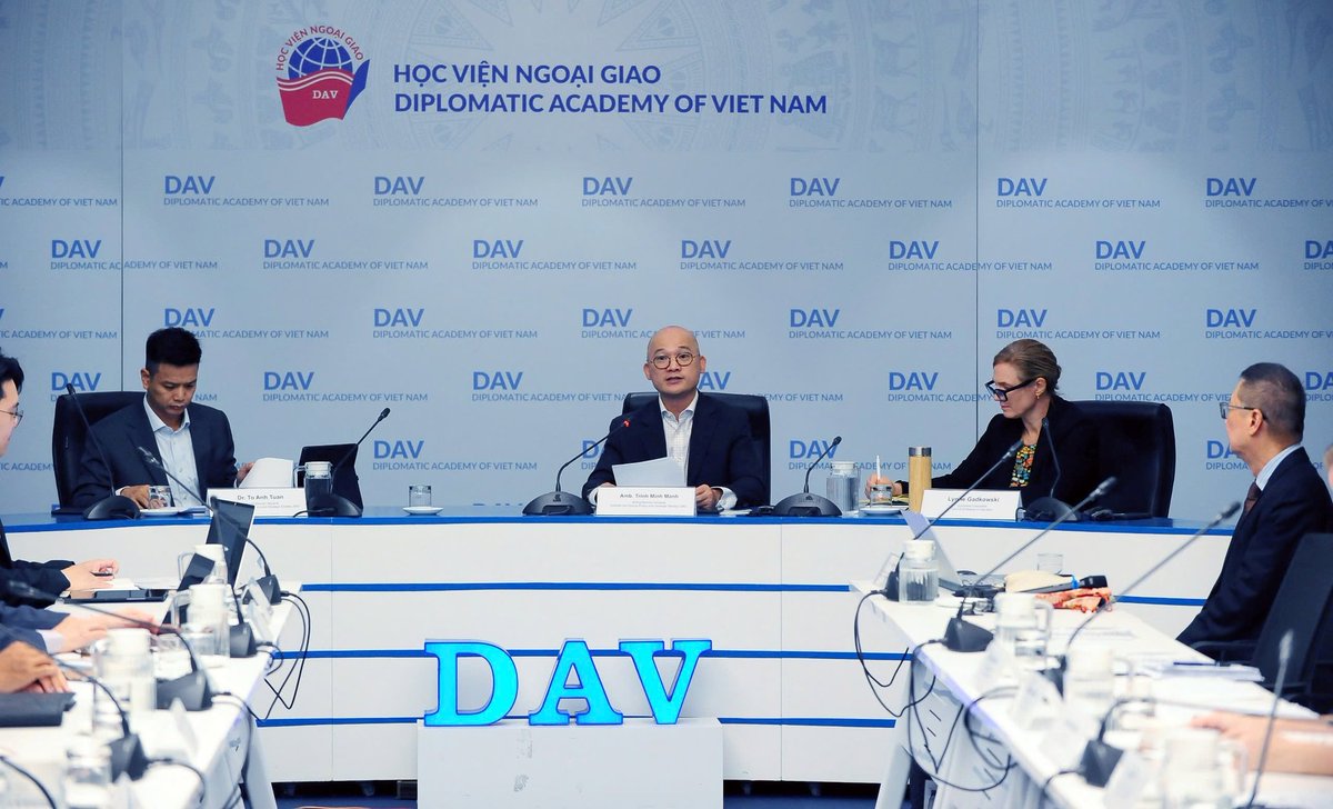 Institute for Foreign Policy and Strategic Studies tweet media