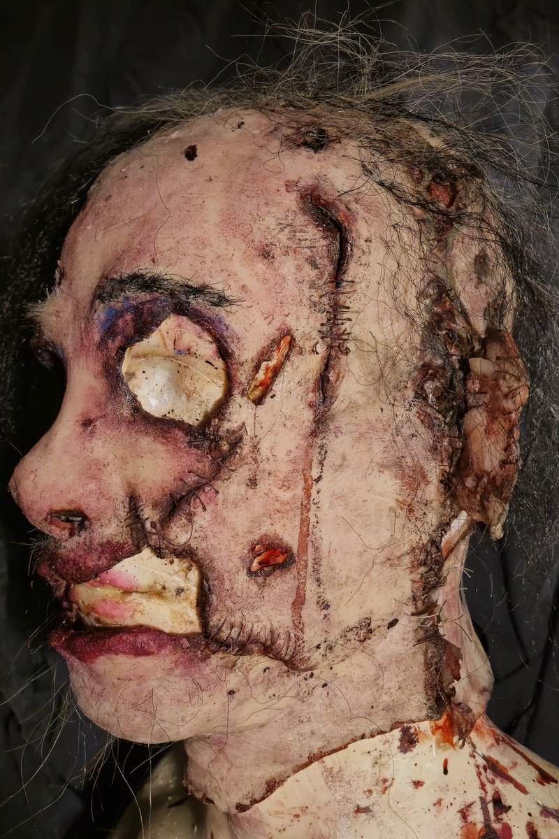 CloneClown666's tweet photo. Silicone masks. First of the many. #silicone #HorrorCommunity #skincare https://t.co/lEWmtua7Ut