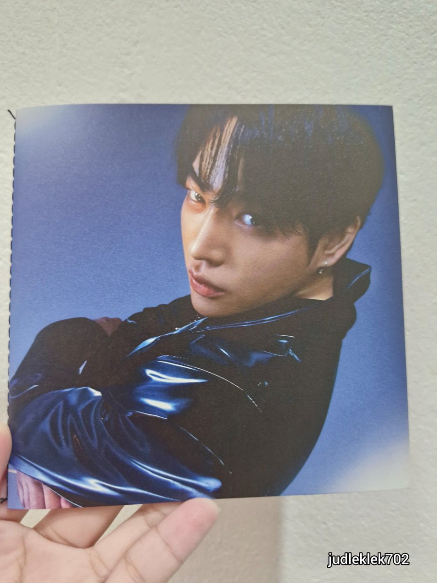 judleklek702's tweet photo. อัลบั้มมาแล้ว แผ่นสวยมาก ❤️
ชอบทุกอย่างเลย
เสียดายไม่ได้ไซน์ 😅😅
เสียดายที่ทำมาน้อย แต่ลิมิเตดจริงๆ
อยากให้มีเทปกับ vinyl จังเลย
@peckpalit
#AlbumNightBird
#NightBird
#เป๊กผลิตโชค
#PeckPaLitChoke https://t.co/LAhxA5zkjv