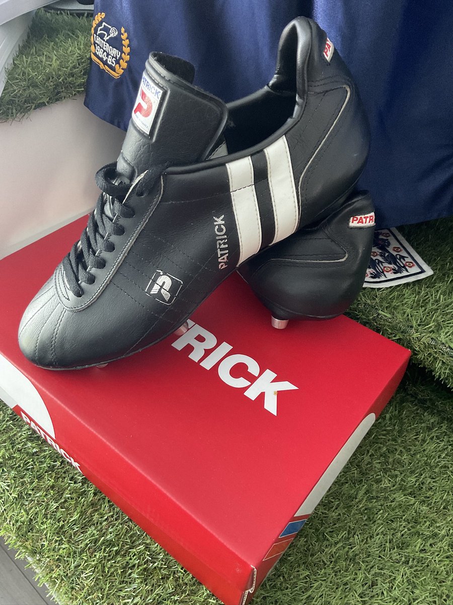 Phil Lowe - Derby County Shirts Collection - tweet media