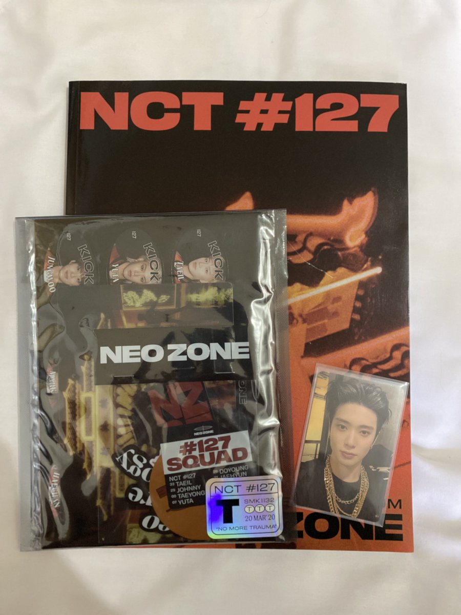 pukupawkpop's tweet photo. WTS LFB album

NCT 127 Neo Zone T Ver 

cakep ini fren. gedenya kaya majalah, mayan berat juga, dulu mahal di EMS 😭
konsep cakeppss
good condi, fullset semuanya termasuk stiker
PC Jaehyun ya😻

IDR 250k

✅shopee ✅keep event DP 50% https://t.co/YxQfPW785O