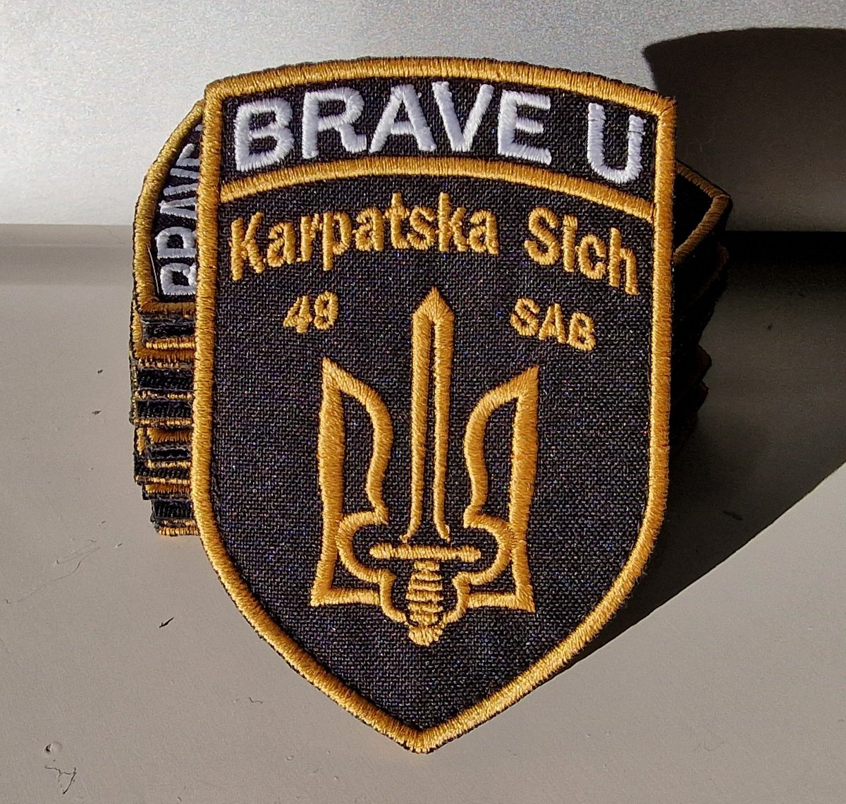 andrii_soloviov's tweet photo. STAGE 4 ‼️SAB Karpatska Sich RAFFLE‼️ Update
With our incredible partner @olddog100ua Shaun Pinner

🥶Winter is here! 
Please CONTINUE TO SUPPORT OUR COMMON with LEGENDARY Shaun Pinner RAFFLE, so that our defenders do not sleep on the ground, as in the photos!

✅✅23% 🟧🟥🟥🟥🟥🟥🟥🟥

🎯GOAL: £5,000 
✅ RAISED: £1,172 (23%) 💸TO RAISE: £3,828

🇺🇦DONATE to @BRAVEUFund! Get your tickets 🎟 🎫 and win COOL PRIZES!
🅿️ay🅿️al: liz@braveu.fund
☕️BuyMeACoffee: https://t.co/S3IuZK38VX
💳BANK CARDS & GoFundMe: https://t.co/aHvTesP9fw
🫙Monobank Jar: https://t.co/12ZnbVTpnB

🚨IMPORTANT: To participate in our raffle, send a screenshot of your donation in a private message to @BRAVEUFund.

🇺🇦DONATE to @BRAVEUFund! Get your tickets 🎟 🎫 and win COOL PRIZES!
🚨Or you can just buy the Patches!!!

⚠️ POSSIBLE DONATIONS:
👉Every $10 = 1 ticket 🎟to participate in ‼️Mission 1: 49 SAB Karpatska Sich RAFFLE ‼️More donations - more tickets!
👉$100 = Mission 1: 49 SAB Karpatska Sich Patch (Photo 4);
👉$200 = The legendary BRAVE U Patch (Photo 3);
👉$250 = 2 Patches: BRAVE U Patch + Mission 1: 49 SAB Karpatska Sich Patch;
👉$300 = Mission 1: 49 SAB Karpatska Sich Patch, autographed by our Incredible Partner @olddog100ua Shaun Pinner (Photo 6)!
👉$500 = The legendary BRAVE U Patch, autographed by our Incredible Partner @olddog100ua Shaun Pinner (Photo 5)!
👉$700 = 2 Patches: BRAVE U Patch + Mission 1: 49 SAB Karpatska Sich Patch, autographed by our Incredible Partner @olddog100ua Shaun Pinner!

More details are here:
https://t.co/h17TlEYG54

💸Donate, 💭Quote, or 🔁RT the post, Reply with the meme!
Thank you!
✊🇺🇦

#BRAVEUFundWorks 
#AndriiWorks
