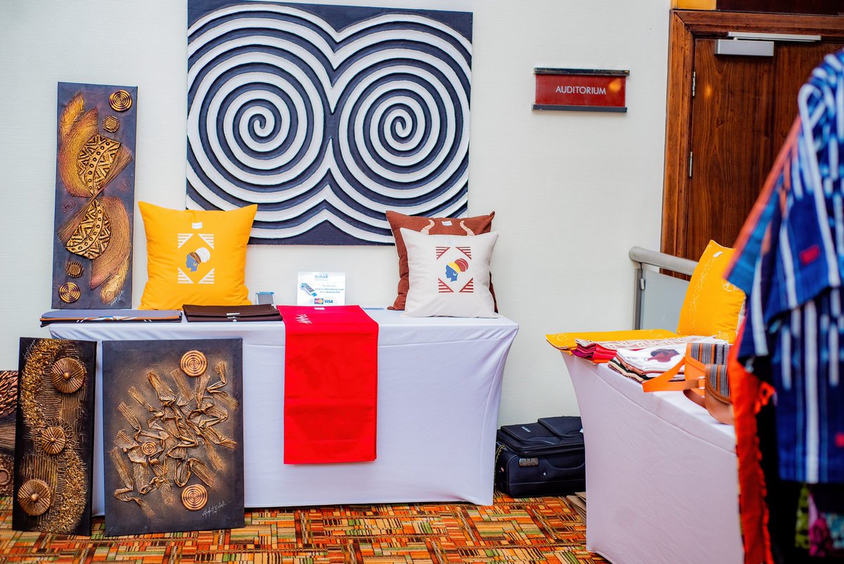 Africa in Colors tweet media