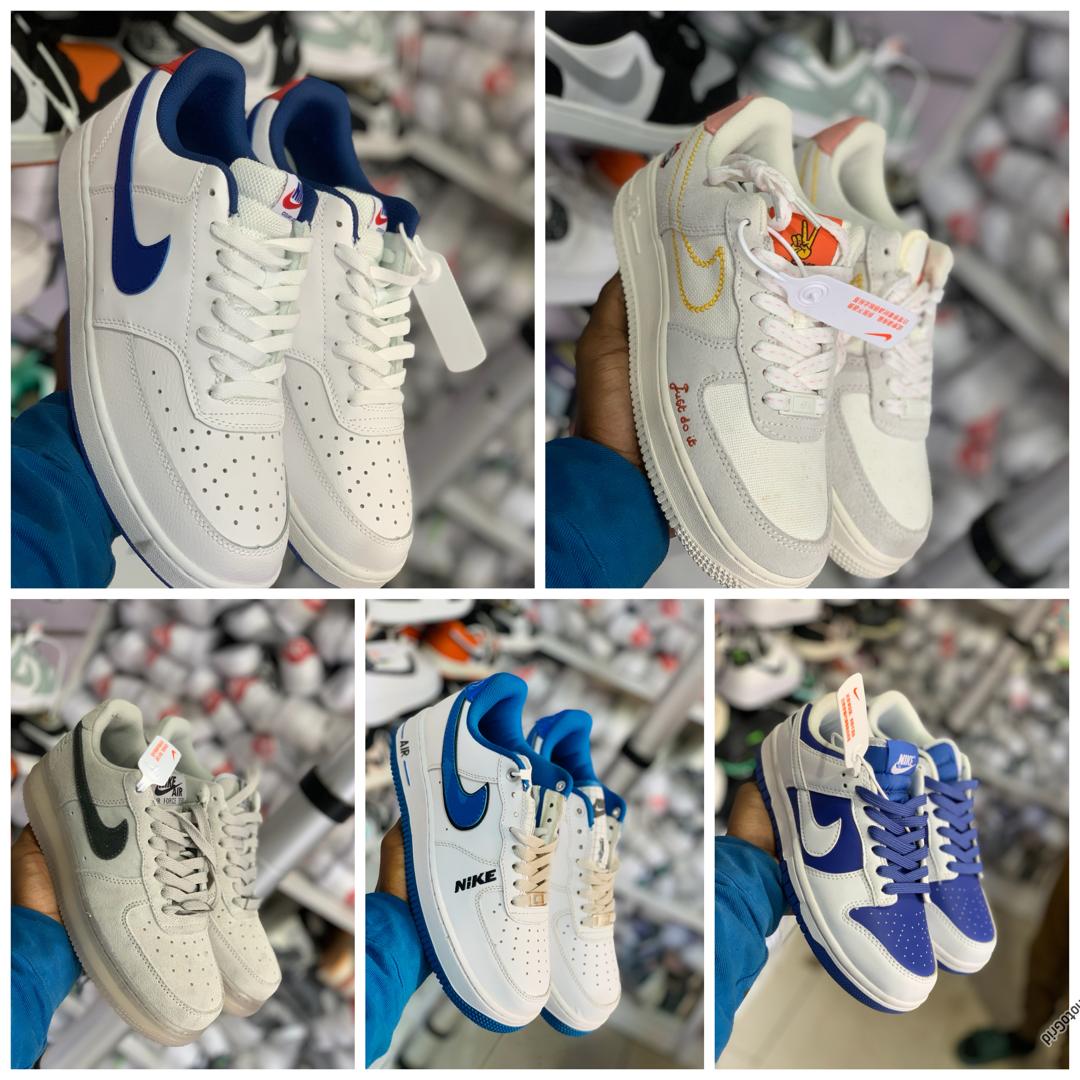 de3man_'s tweet photo. Good morning good people 🫡
#ShoePlug the hustle must continue⏳
#BlackFriday prices reduced in thread if you getting today 🤝 kindly retweet the buyer is on your TL 🙏🙏🙏👟👟👟
app us on +260976205156 https://t.co/wPAjiWYZzU