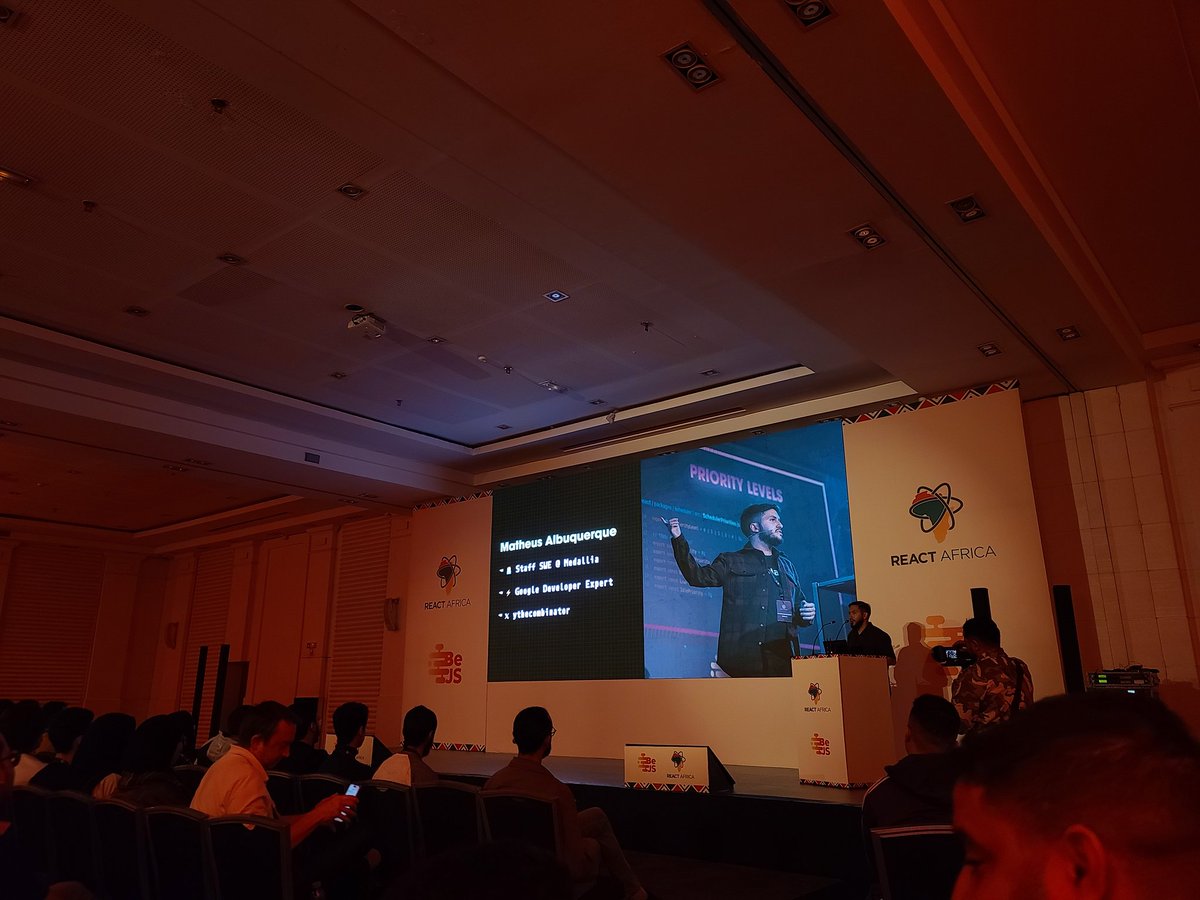 OmarTrkzi's tweet photo. We out here  #react_africa by @BeJS_ 😌 https://t.co/0UgeqtK6I5