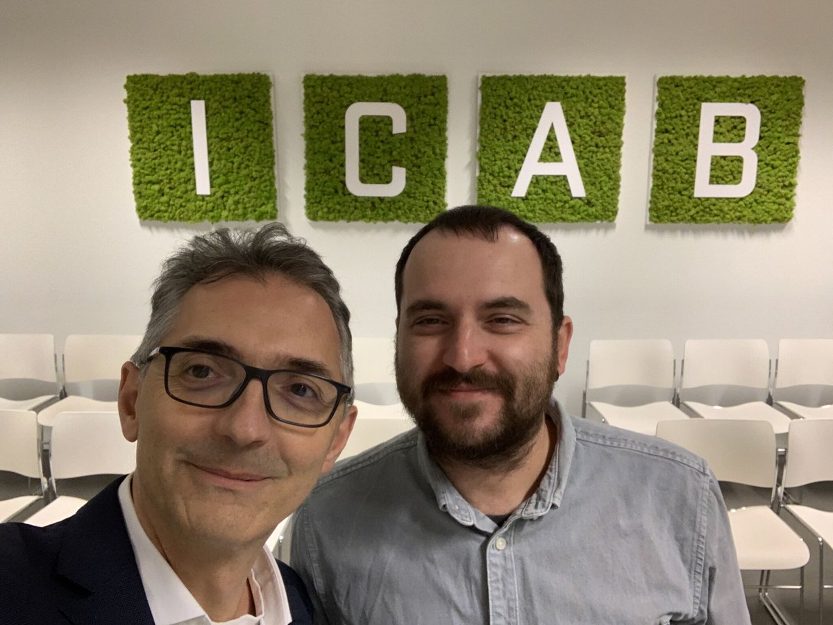 takisarena's tweet photo. 🚨🥳 Thrilled to be with @geographydarek sharing our passion for #maps, #data, and #finance with a vibrant audience of #entrepreneurs, scientists, map enthusiasts, and data lovers. Special thanks to @Toon &amp; Quinten Vanagt for organizing this gathering for our #atlasoffinance. https://t.co/l6vJekCFtn