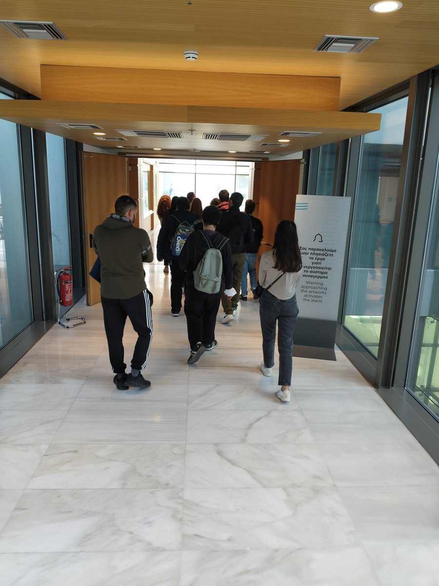 🎨 Έ𝝼𝝰 𝝻𝝾𝝼𝝰𝝳𝝸𝝹ό 𝞃𝝰𝝽ί𝝳𝝸 𝞂𝞃𝝶𝝼 𝞃έ𝞆𝝼𝝶
Τα μέλη του Κέντρου Ημέρας Εφήβων και Νεαρών Ενηλίκων με Αυτισμό "Στην Αυλή του Κόσμου" είχαν την ευκαιρία να επισκεφθούν την Εθνική Πινακοθήκη, σε μια μέρα γεμάτη χρώματα, φαντασία και νέες εικόνες.
kpechios.org/el/ta-nea-mas-…