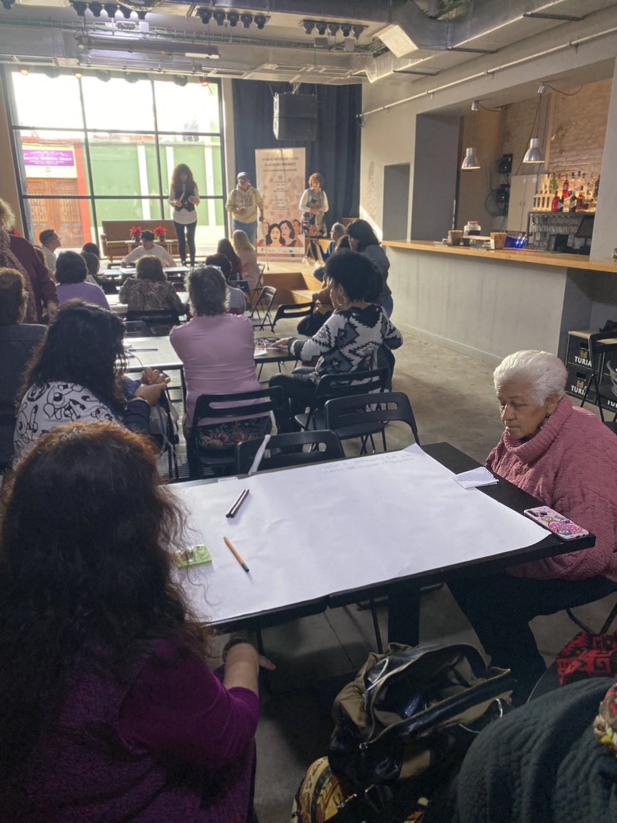 Segundo día de aprender de #mujeres lideresas #migrantes en el IV Foro de Participación Política de las Mujeres Inmigrantes ✊🏾💜💥 Hoy en La Fábrica de Hielo en #València 👍 Gigantes <a href="/PorTiMujerONGD/">POR TI MUJER ONGD</a> y <a href="/RedLatinas/">RedLatinas #SomosRed</a>!! ¡Gracias <a href="/RadioMalva/">Ràdio Malva 104.9FM</a> por venir a cubrir esta jornada!