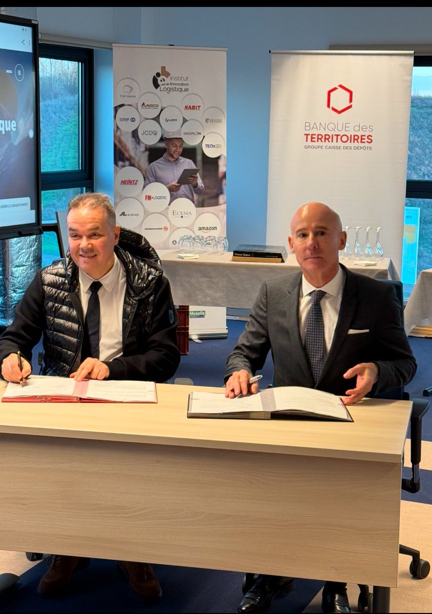 HGC2IME's tweet photo. ✍️Soutien @BanqueDesTerr
de 1,05 million d’euros pour le dvpt de la formation en ingénierie #logistique #I2L @RezgNidhal
.@DebordValerie @AccelC2IME @EuroMetroMetz souligne l’importance de cet engagement pour soutenir la compétitivité des entreprises🇫🇷 https://t.co/KgFTY9QZ9f