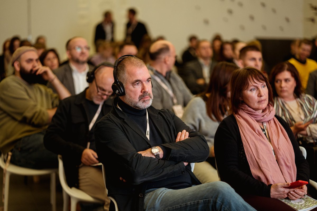opendoorua's tweet photo. The https://t.co/b3kKE9TaeR team attended the Green and Circular Rebuilding of Ukraine Summit in Kyiv. Highlights: circular design, EU Bauhaus principles, &amp; construction waste reuse. Our partner Patrick Meijers shared insights, aligning with our projects on green recovery. https://t.co/9gTkRIWPhc