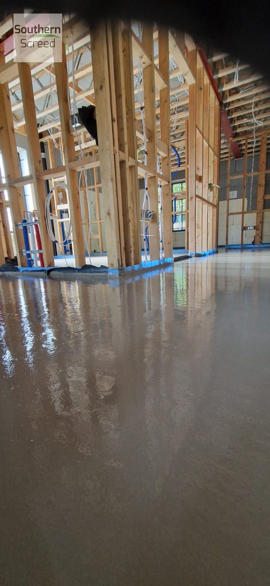 Southernscreed's tweet photo. ****𝗔𝗩𝗔𝗜𝗟𝗔𝗕𝗟𝗘 𝗦𝗟𝗢𝗧 𝗙𝗢𝗥 𝗡𝗘𝗫𝗧 𝗪𝗘𝗘𝗞****

Due to a job rescheduling, I have one slot available next week for Cemfloor liquid screed! Please contact me ASAP to book in.....
#cemfloor #cemfloorbymcgraths #cementbased #UFH #underfloorheating #floorscreeding https://t.co/w0DsjeLfi3