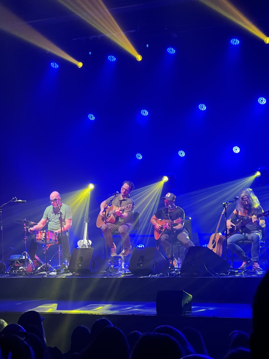 WorldWideWend's tweet photo. Absolutely brilliant @turinbrakes show in Dundee last night. I can't believe we got Mind Over Money AND Long Distance. That kept me warm on the drive home to darkest Aberdeenshire! They just get better and better. https://t.co/pTc3l5ANGs