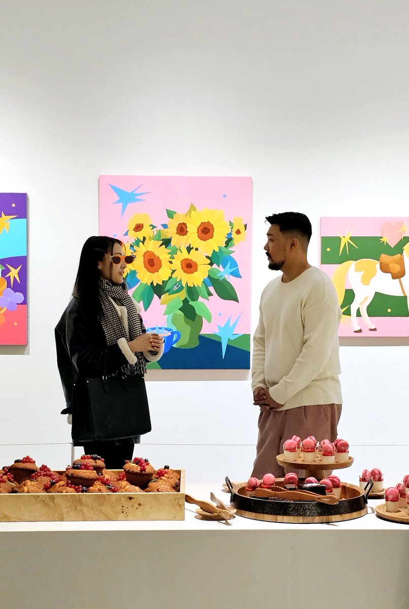 [다다즈 작가님 개인전]
2024.11.25 MON - 12.12 THU
프린트베이커리 더현대서울점

작품들이 정말 힙하고 이쁘네요! 🥰🥰😍😍
오랜만에 다다즈팸분들 뵈어서 반가웠습니다🫡

#다다즈 #DADAZ #프린트베이커리 #PBG
@dadaz <a href="/pinkrobin_s/">pinkrobinッ</a> <a href="/Ronny_J_912/">Ronny.J ツ</a> <a href="/hwui_toanycat/">hwui</a> <a href="/keepgoingthat/">keepgoing 🧐</a> <a href="/nftosmosis/">Samtooッ🍄</a>