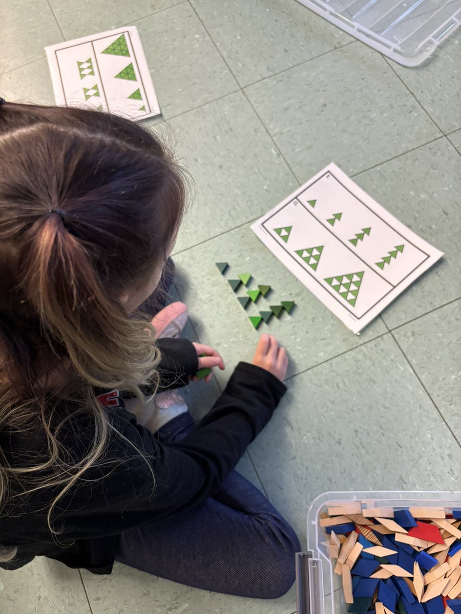 MsHickeysClass's tweet image. Ss exploring increasing patterns! @MorrisAcademy1