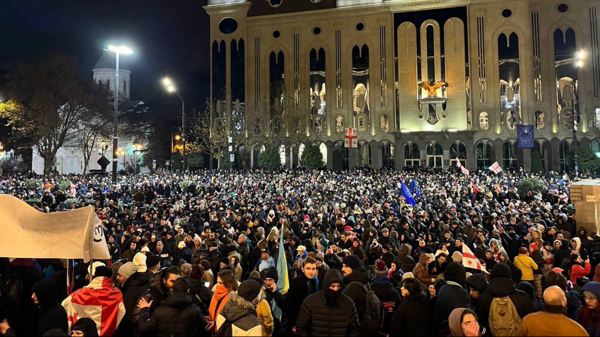 Georgia 🇬🇪 belongs in Europe!

Stay strong and keep fighting for your freedom and democracy—your courage inspires the world. 

The people of Georgia have the right to choose their destiny and a European 🇪🇺 future.

Our hearts are with you 🤍❤️🤍!