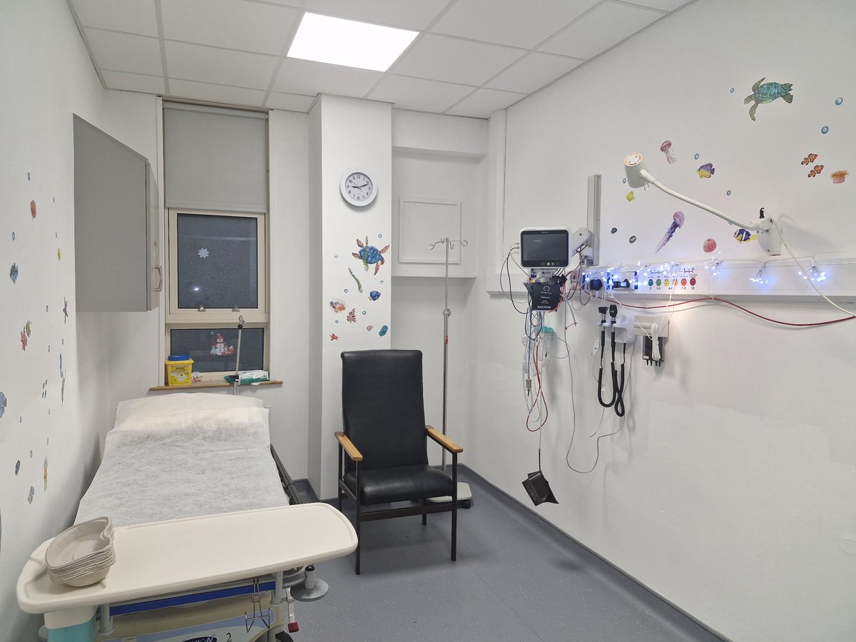 mena_mcmorrow's tweet image. Our new Children's Area in @EMedSligo. A safe, child & family-friendly unit with ample space, adapted to suit the needs of our paediatric population.🌈 @MauraHeffernan2 @GeorginaKilcoy3 @bronataaffe @bernie_biesty