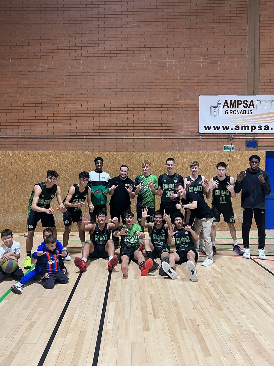 Demà tornem a competir, JUNTS! A una pista sempre complicada com la de Bàsquet Manresa. Ser fidels al nostre joc i filosofia i segur que hi serem! Som-hi Salt! 💚🖤 #JuniorInter <a href="/cbsalt/">Club Bàsquet Salt</a>